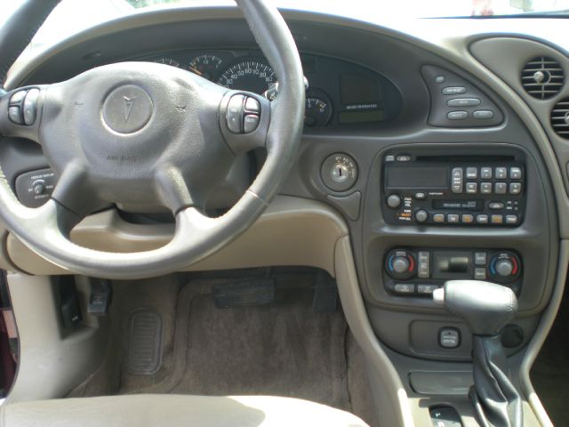2002 Pontiac Bonneville 4DR Limited AWD