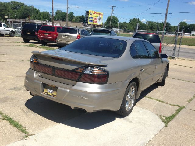 2003 Pontiac Bonneville 45