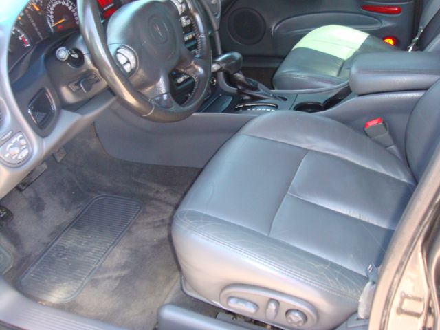 2003 Pontiac Bonneville 45