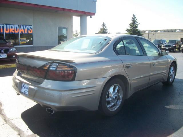2003 Pontiac Bonneville 45