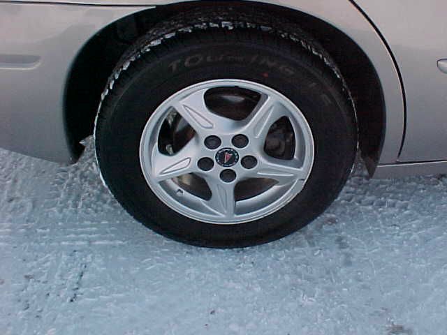 2003 Pontiac Bonneville SE