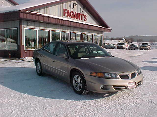 2003 Pontiac Bonneville SE
