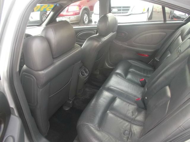 2003 Pontiac Bonneville 4DR Limited AWD