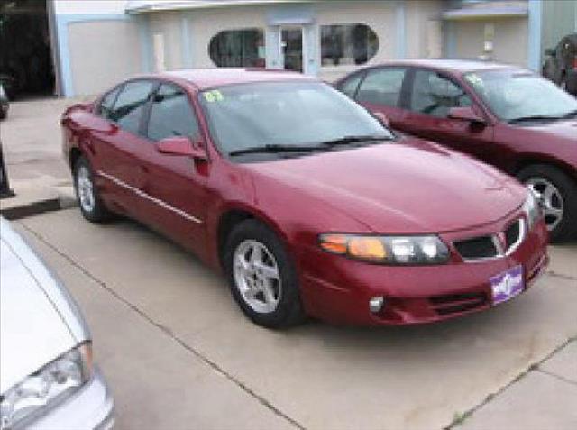 2003 Pontiac Bonneville SE
