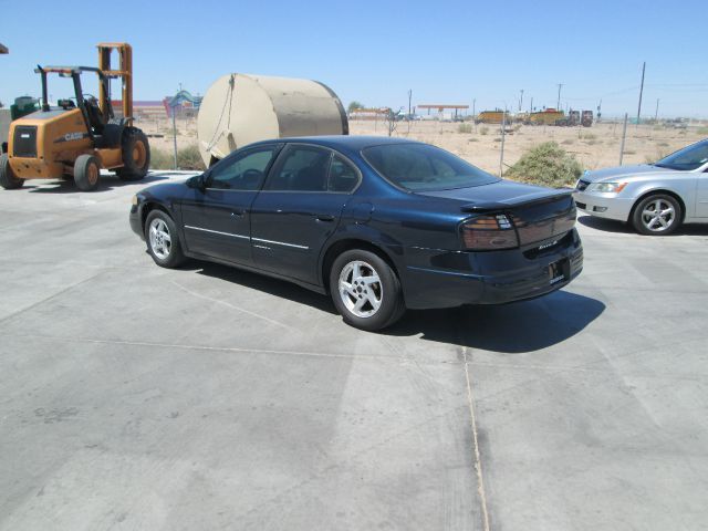 2004 Pontiac Bonneville SE