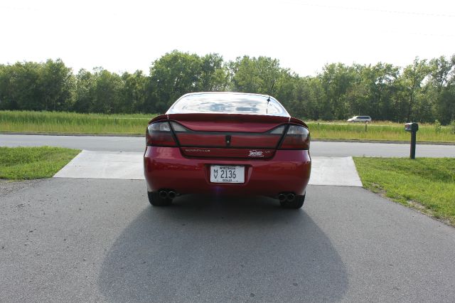 2004 Pontiac Bonneville Special