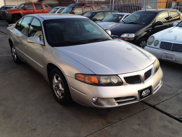 2004 Pontiac Bonneville LS Flex Fuel 4x4 This Is One Of Our Best Bargains