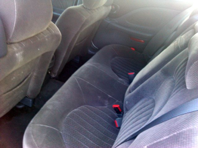 2004 Pontiac Bonneville 45