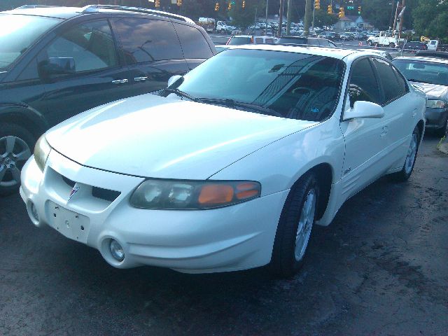 2004 Pontiac Bonneville 45
