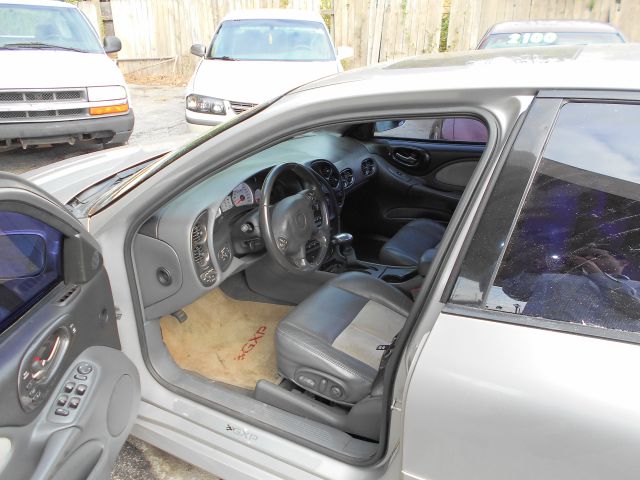 2004 Pontiac Bonneville Special