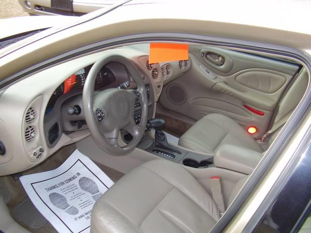 2005 Pontiac Bonneville 85