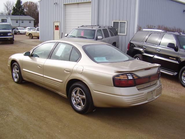 2005 Pontiac Bonneville 85