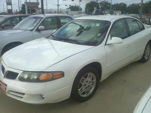 2005 Pontiac Bonneville SE