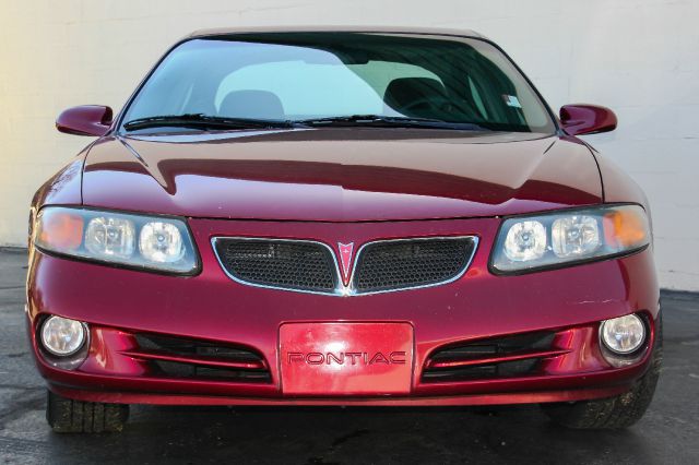 2005 Pontiac Bonneville SE