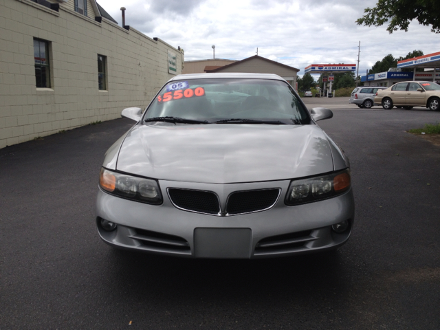 2005 Pontiac Bonneville SE