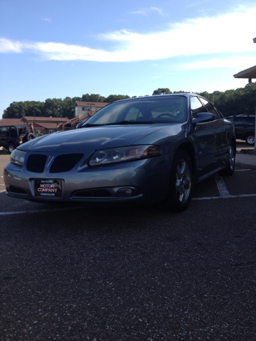 2005 Pontiac Bonneville 45