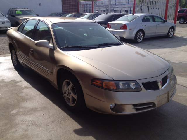 2005 Pontiac Bonneville SE