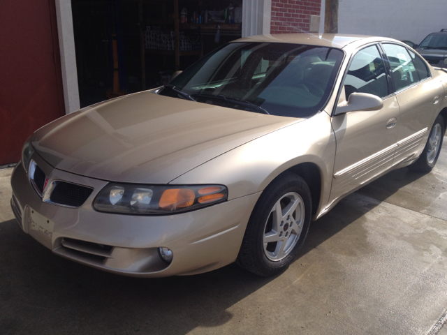 2005 Pontiac Bonneville SE