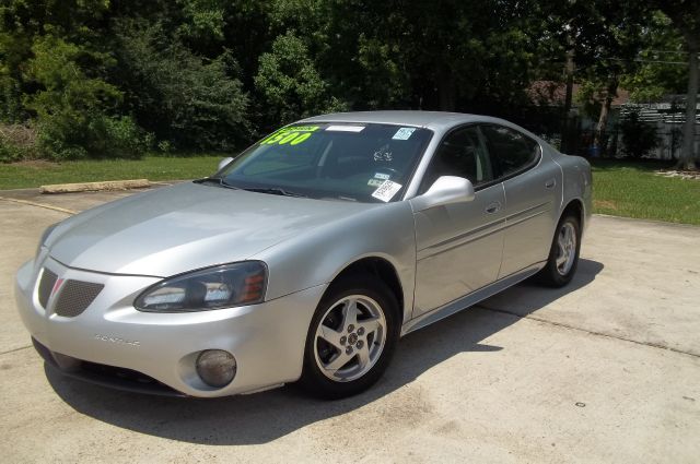 2005 Pontiac Bonneville SE