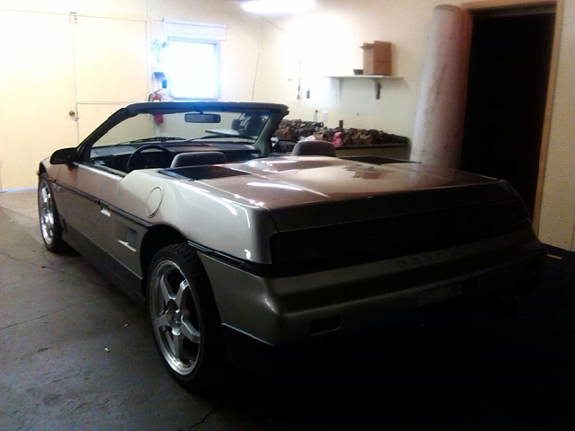 1986 Pontiac Fiero SE