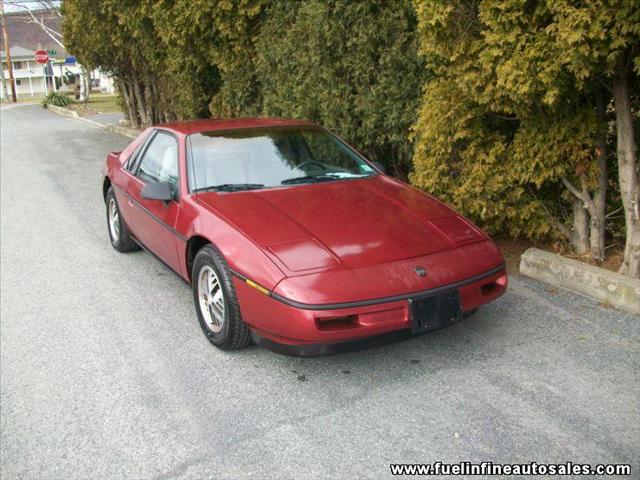 1987 Pontiac Fiero Base