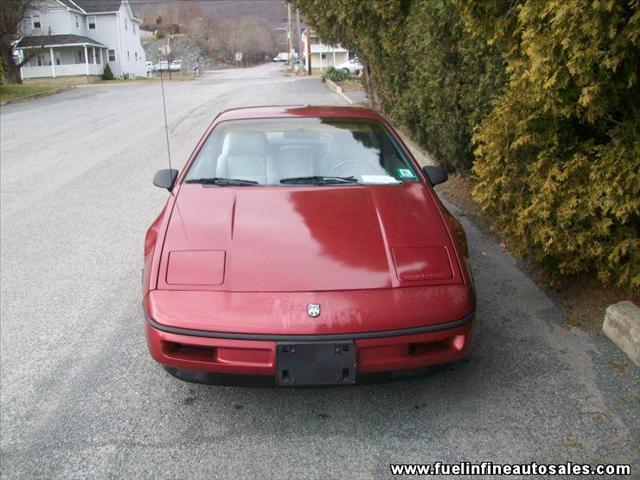 1987 Pontiac Fiero Base