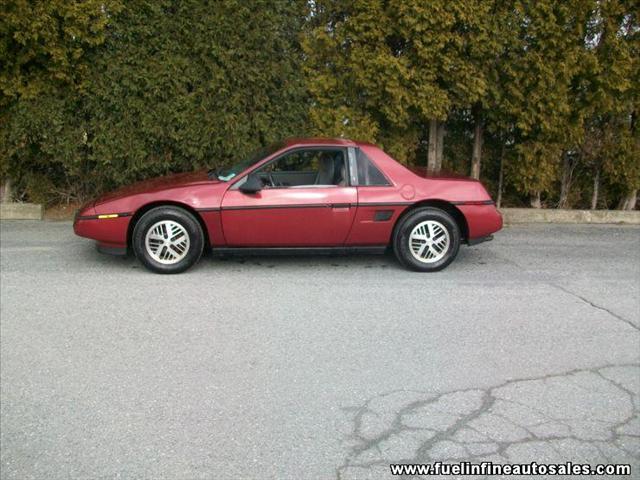 1987 Pontiac Fiero Base
