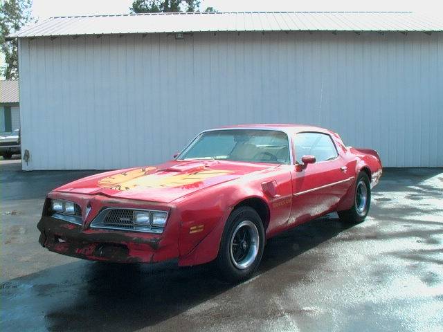 1977 Pontiac Firebird 4dr Sdn V6 CXL
