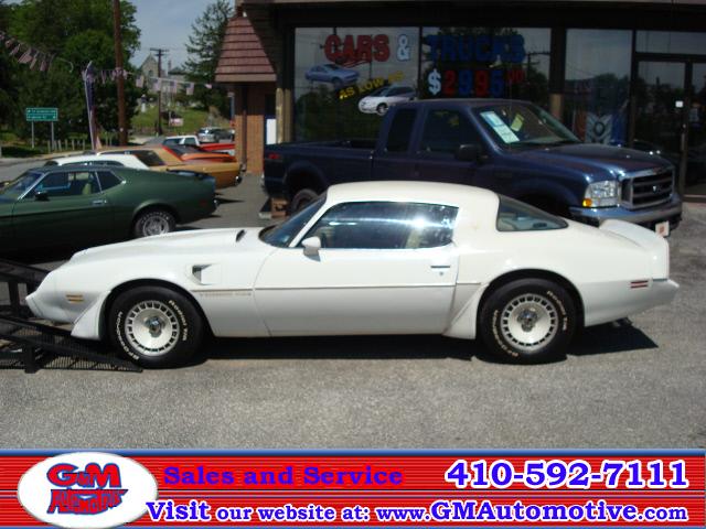 1981 Pontiac Firebird 4dr Sdn V6 CXL