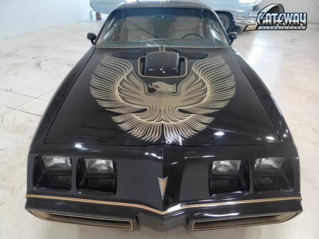 1981 Pontiac Firebird 4dr Sdn V6 CXL