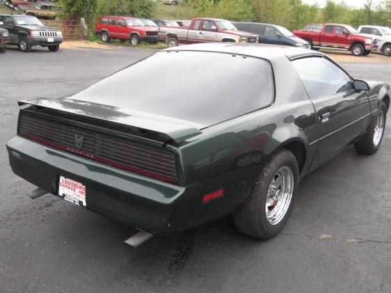 1982 Pontiac Firebird 4dr Sdn V6 CXL