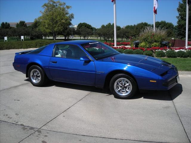 1987 Pontiac Firebird 14 Box MPR