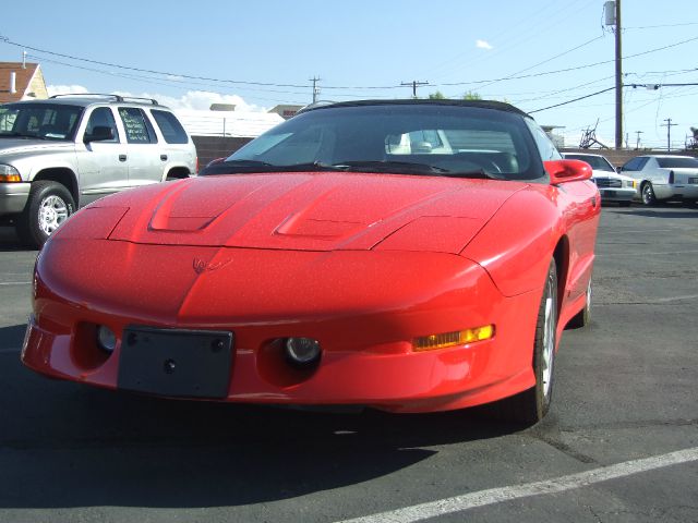 1995 Pontiac Firebird 4WD 4dr V8 SE