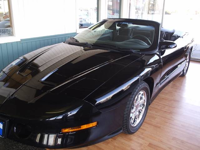 1997 Pontiac Firebird 4dr Sdn V6 CXL