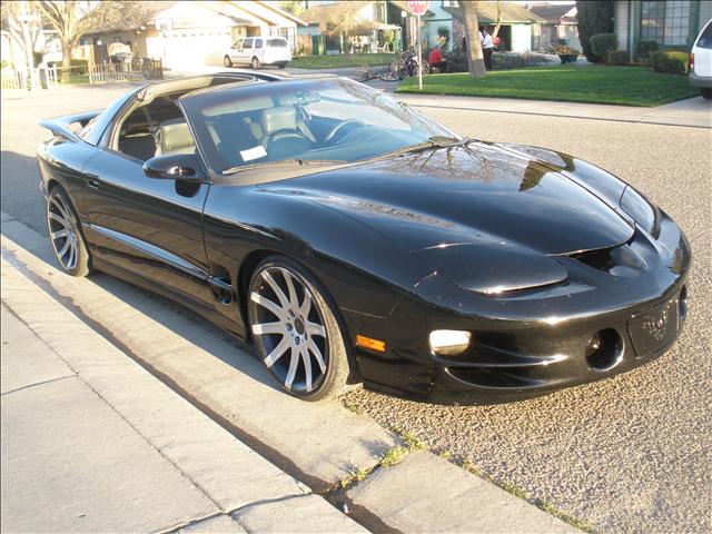 1998 Pontiac Firebird 4dr Sdn V6 CXL