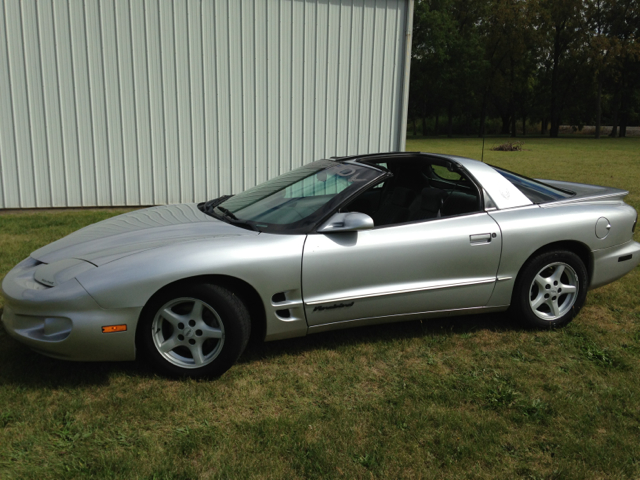 1998 Pontiac Firebird GT Premium