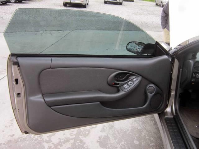 1999 Pontiac Firebird 4dr Sdn V6 CXL