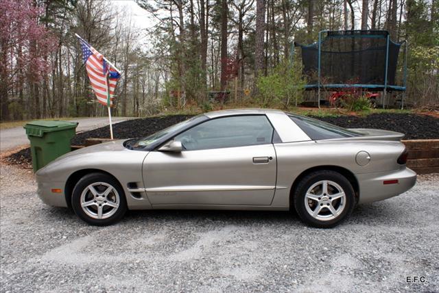1999 Pontiac Firebird SE
