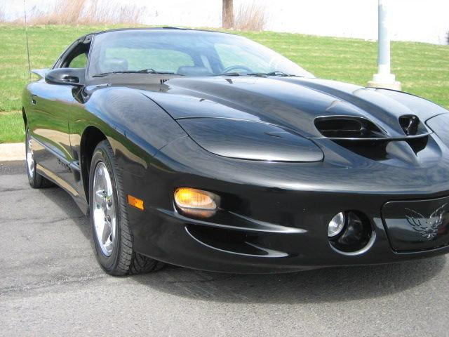 2000 Pontiac Firebird 4dr Sdn V6 CXL
