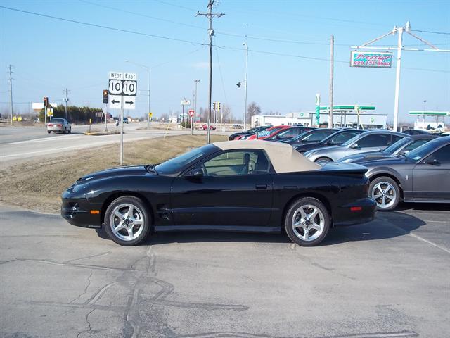 2000 Pontiac Firebird 4dr Sdn V6 CXL