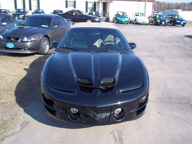 2000 Pontiac Firebird 4dr Sdn V6 CXL