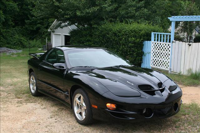 2000 Pontiac Firebird 4dr Sdn V6 CXL