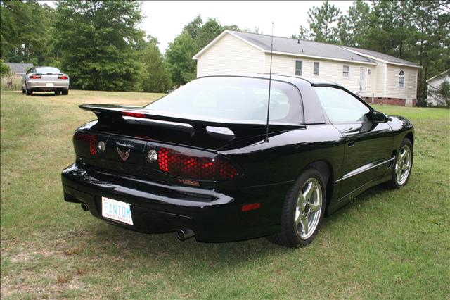 2000 Pontiac Firebird 4dr Sdn V6 CXL