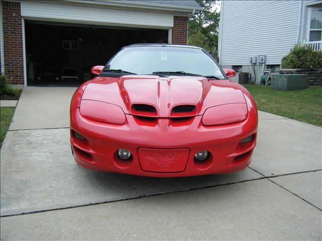 2000 Pontiac Firebird 4DR 2500 4WD BASE