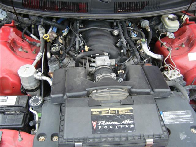 2000 Pontiac Firebird 4DR 2500 4WD BASE