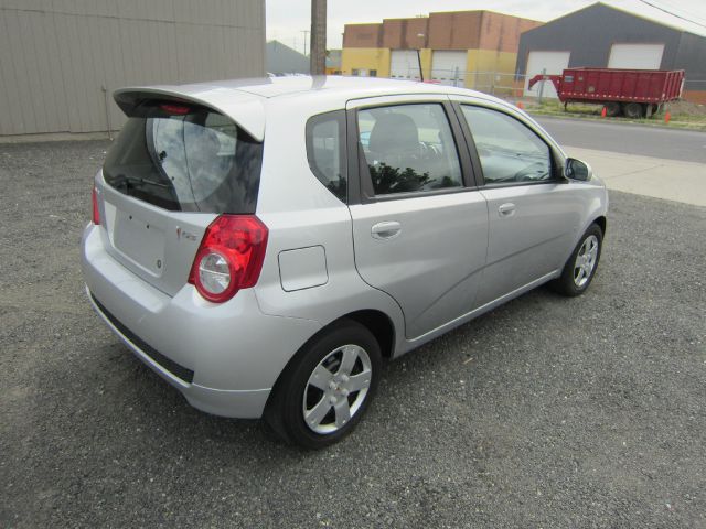 2009 Pontiac G3 Wave Base