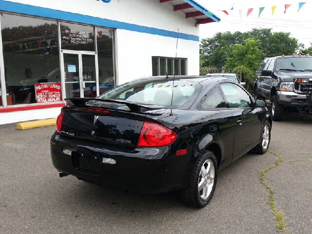 2009 Pontiac G5 Sportback LS