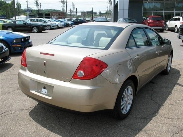 2005 Pontiac G6 Unknown