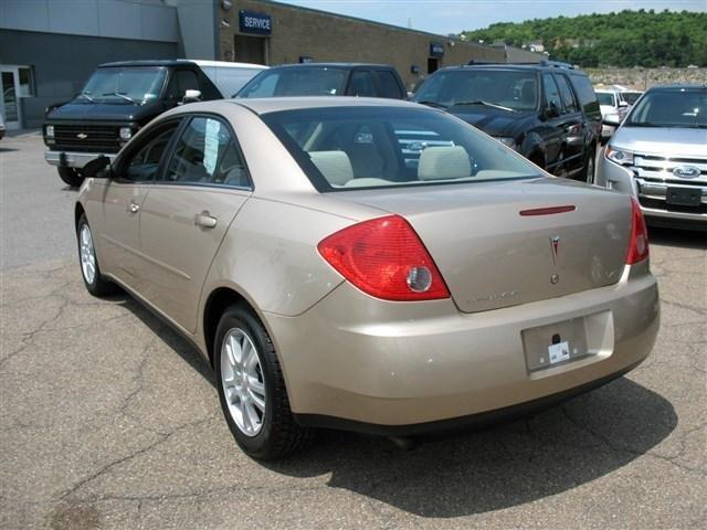 2005 Pontiac G6 Unknown