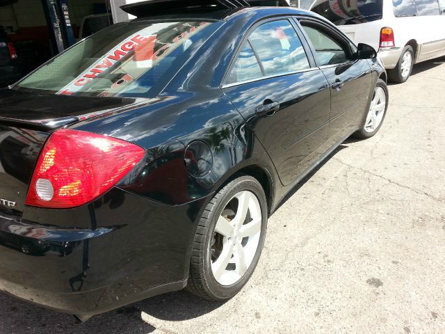 2006 Pontiac G6 4dr Quad Cab WB 4WD SLT